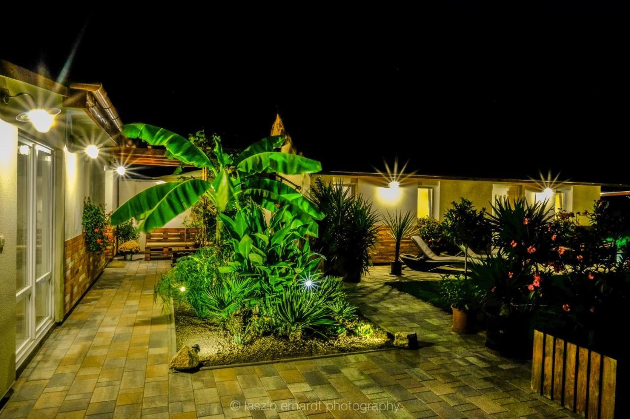 Ciprus Porta Apartmanok Balatonkenese Buitenkant foto