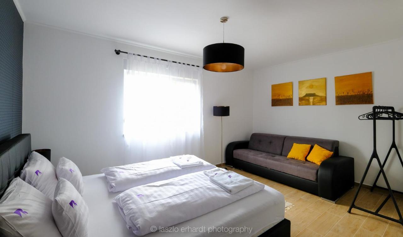 Ciprus Porta Apartmanok Balatonkenese Buitenkant foto