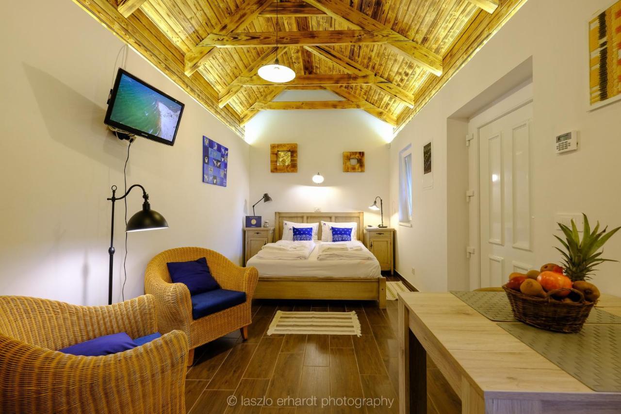 Ciprus Porta Apartmanok Balatonkenese Buitenkant foto