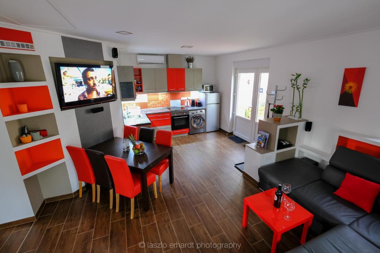 Ciprus Porta Apartmanok Balatonkenese Buitenkant foto